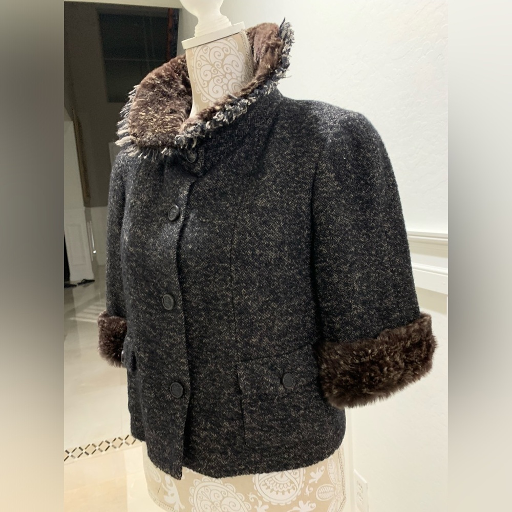 Rare Chanel Tweed With Rabbit Jacket Size 42 - Picture 8 of 16